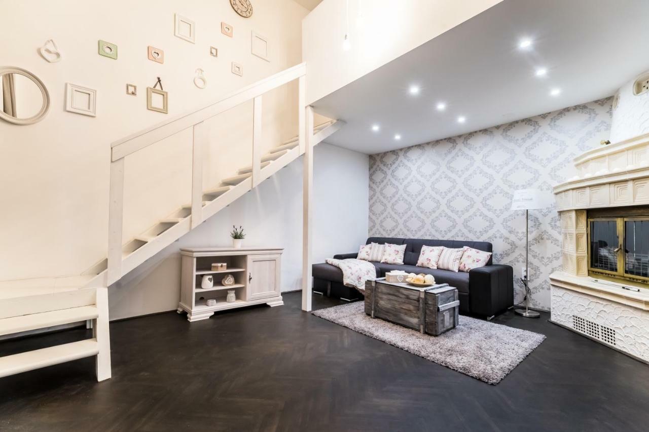 Bpr Vintage Garden With Terrace & Sauna Appartement Budapest